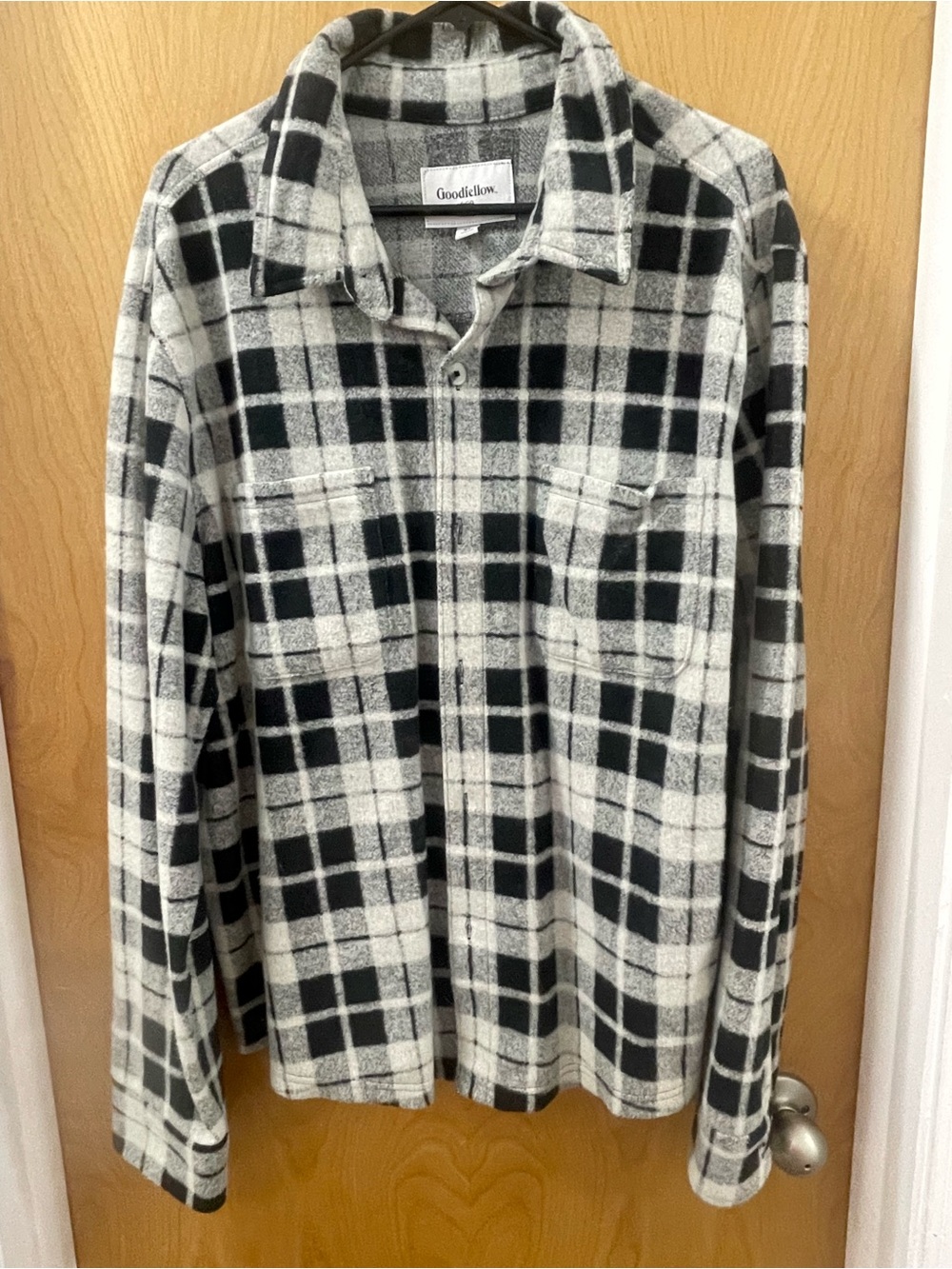 Goodfellow Flannel Bundle - Picture 4 of 6